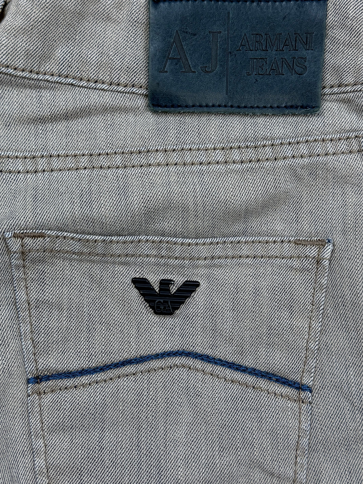 vintage Armani jeans {S}