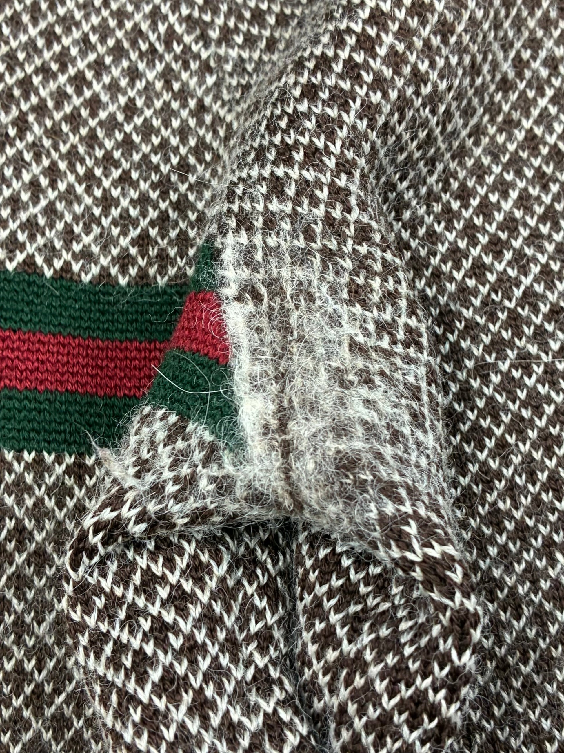 vintage Gucci sweatjacket {M}