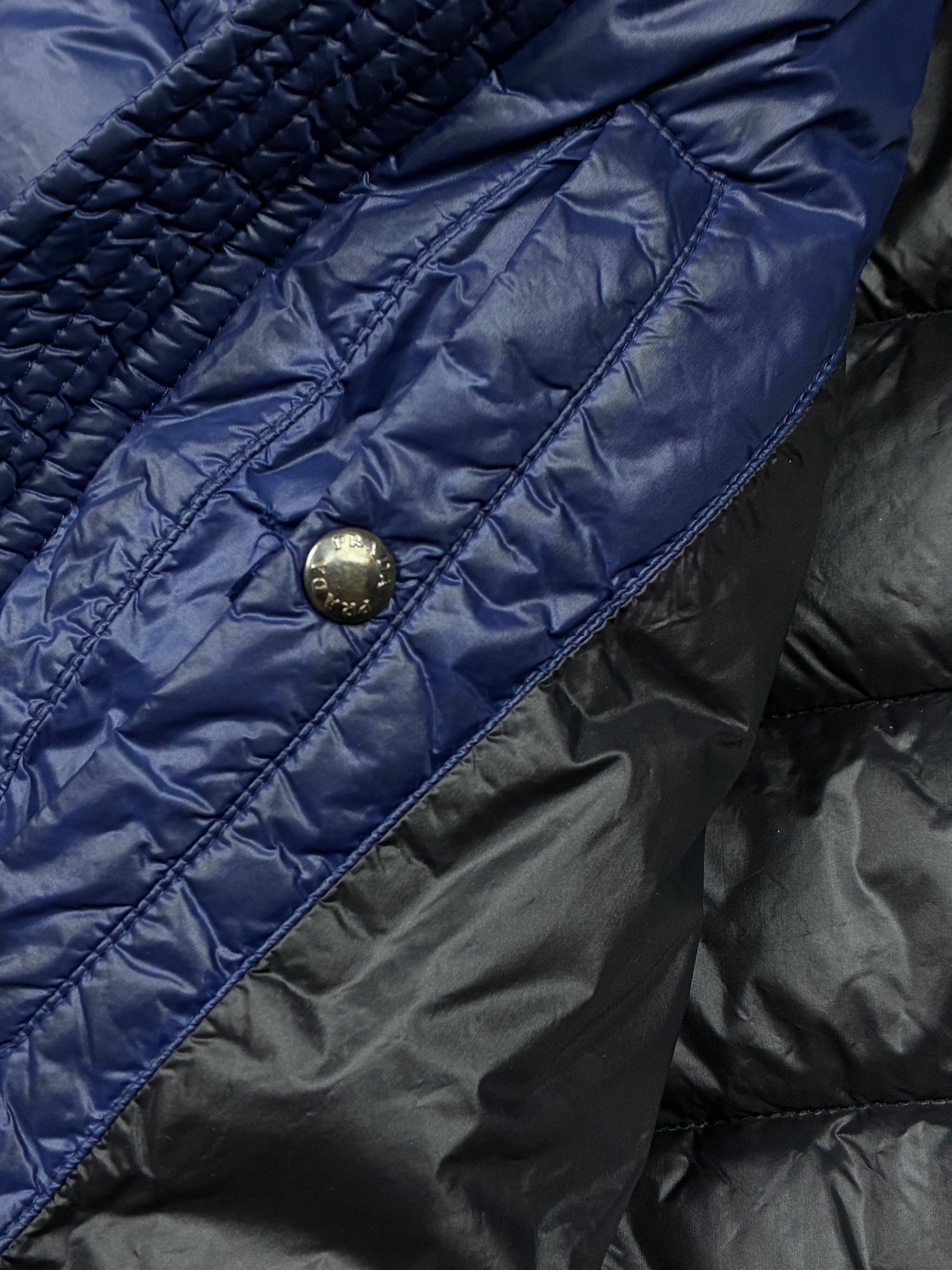 vintage Prada pufferjacket {S}