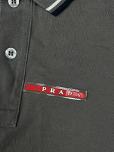 Carica l&#39;immagine nel visualizzatore di Gallery, vintage Prada polo {L}
