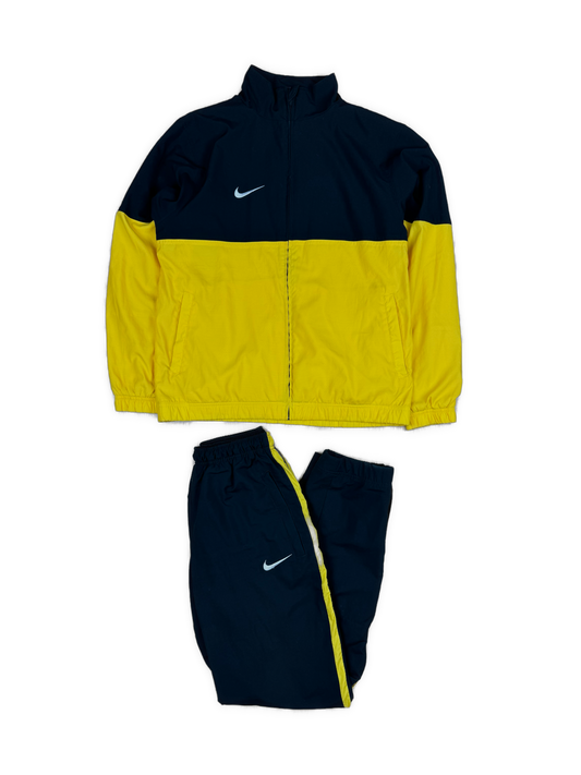 vintage Nike tracksuit {S}