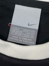 Lade das Bild in den Galerie-Viewer, vintage Nike TN TUNED jersey {S}
