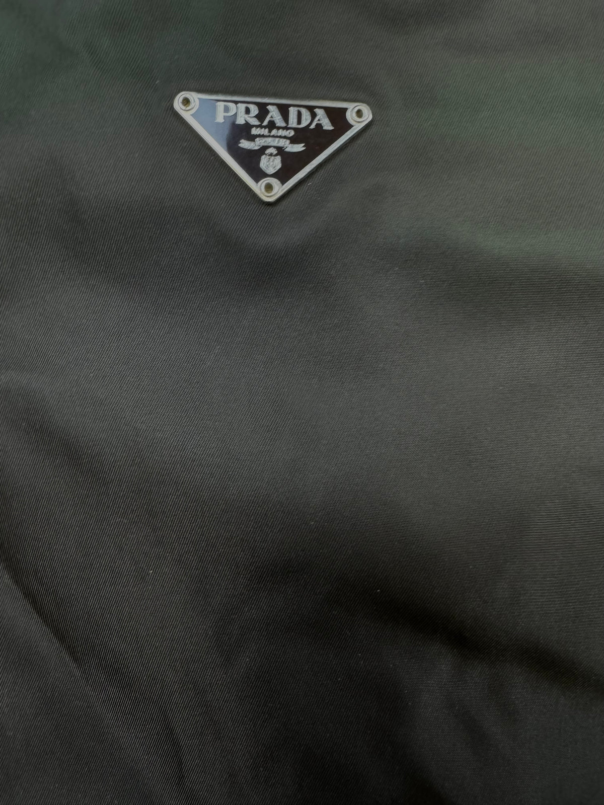 vintage Prada slingbag + cards