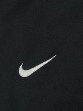 Carregar imagem no visualizador da galeria, vintage Nike Manchester United trainingjersey {XL}
