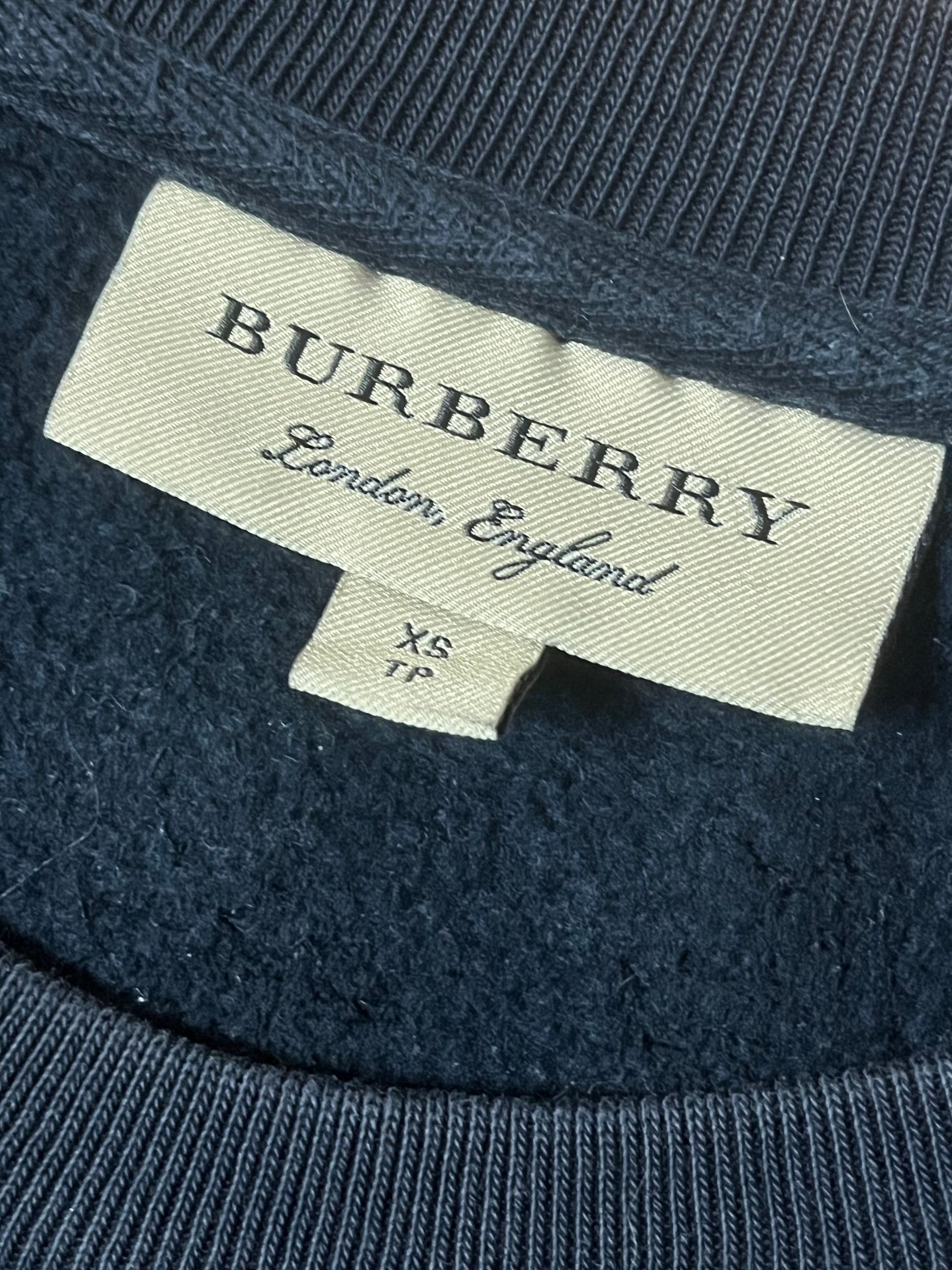 vintage Burberry sweater {S}