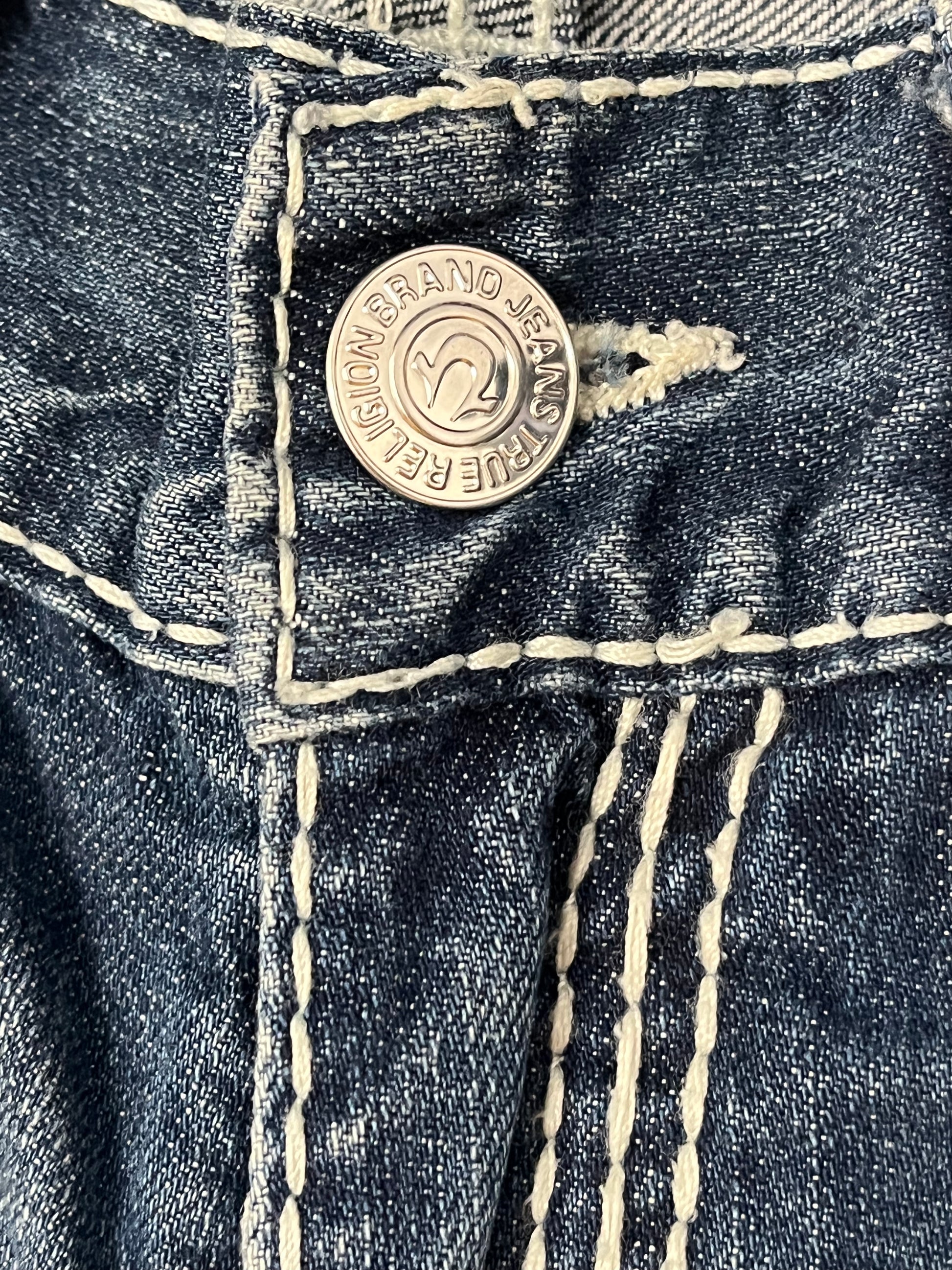 vintage True Religion jeans {L-XL}