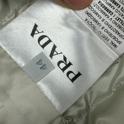 dark green Prada pufferjacket {XS}