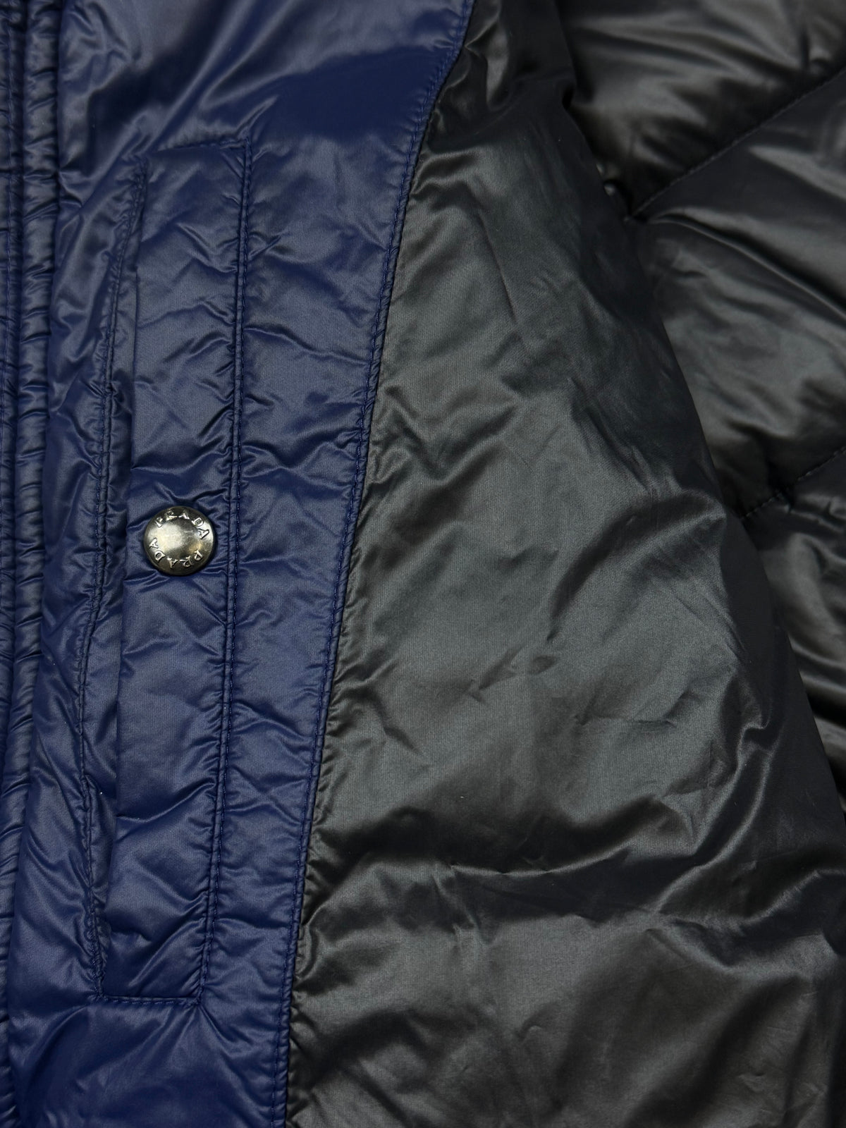 vintage Prada winterjacket {M}