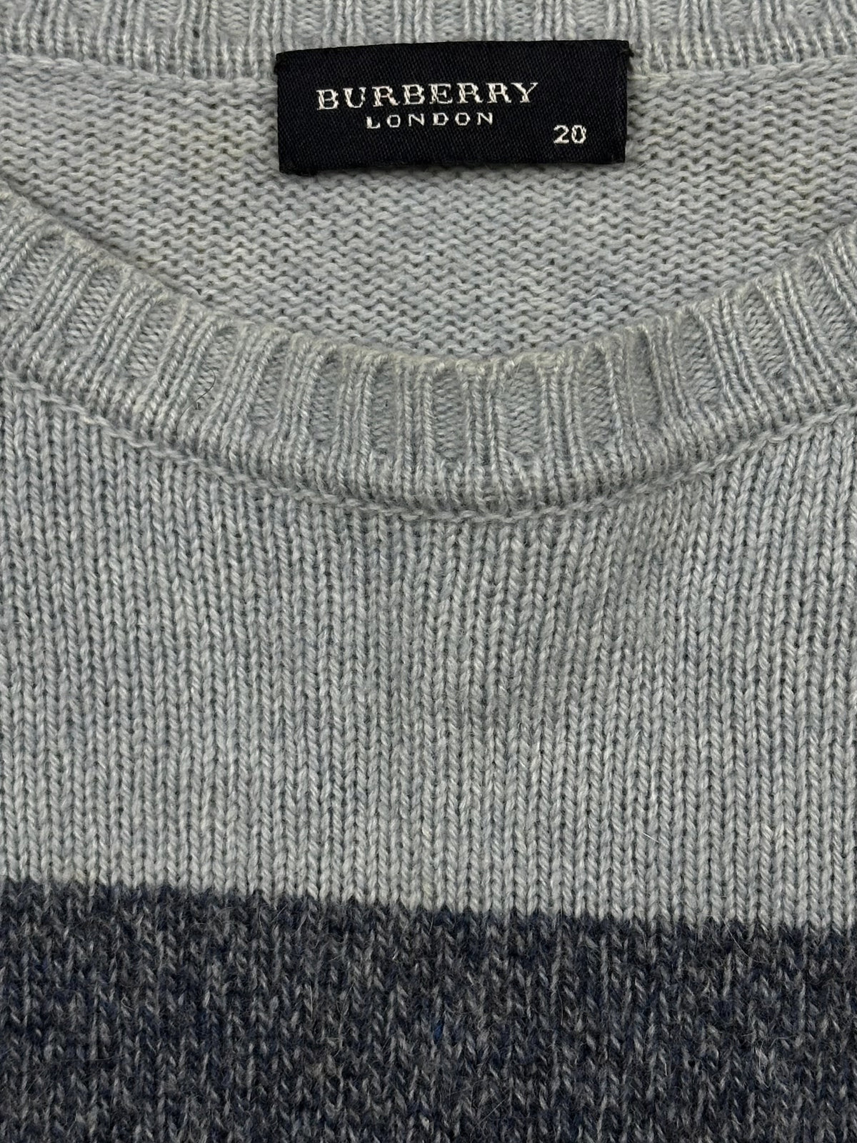 vintage babyblue Burberry knittedsweater {M}
