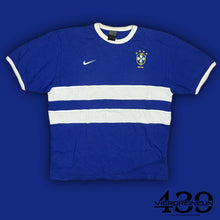 Carregar imagem no visualizador da galeria, vintage Nike Brasil t-shirt {L}
