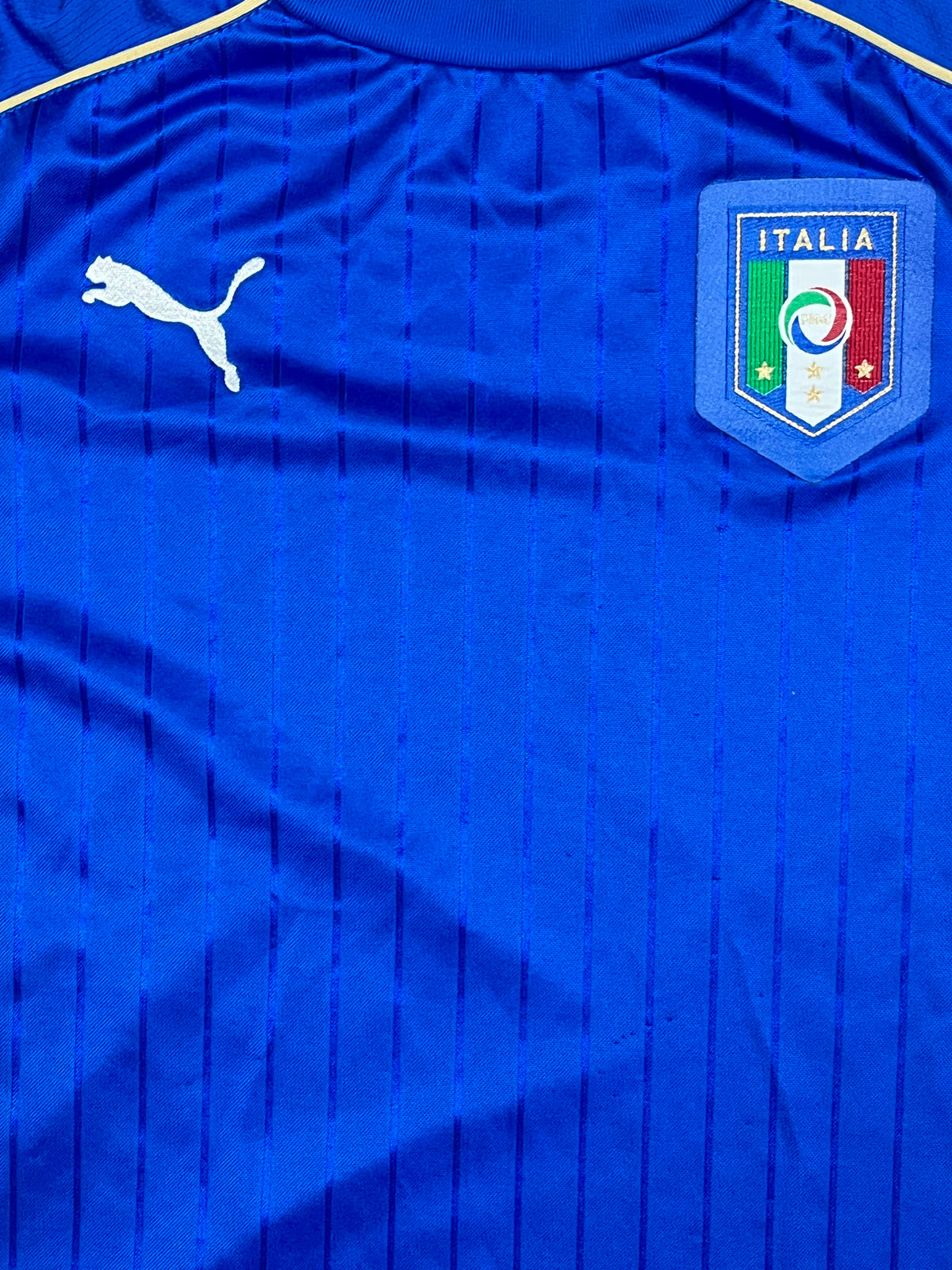 blue Italia 2016 home jersey {XS}