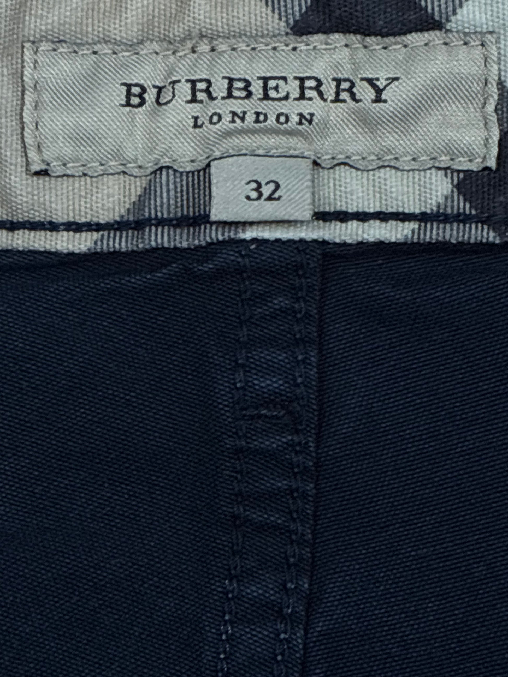 vintage Burberry jeans {S}