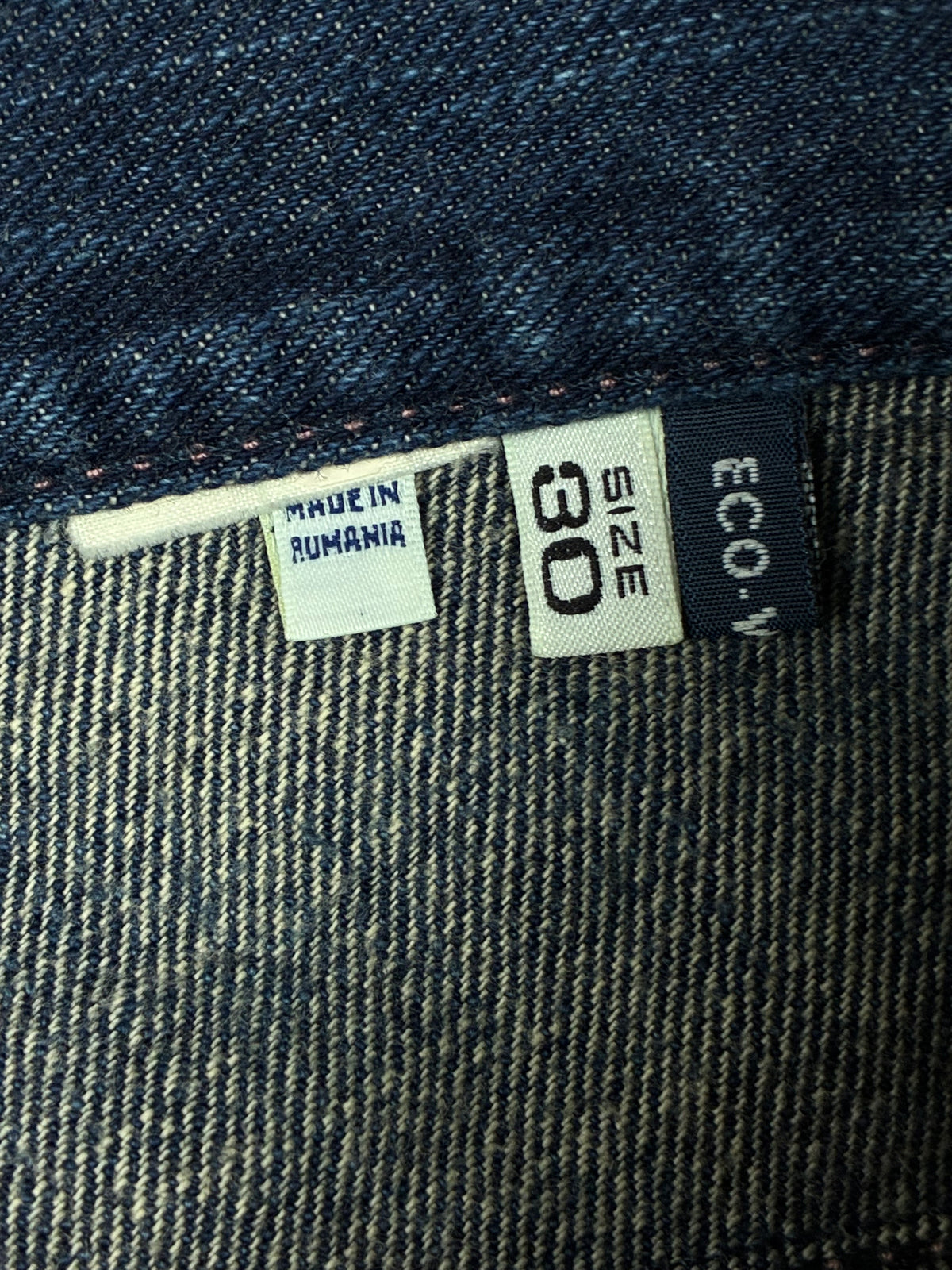 vintage Armani jeans {M}
