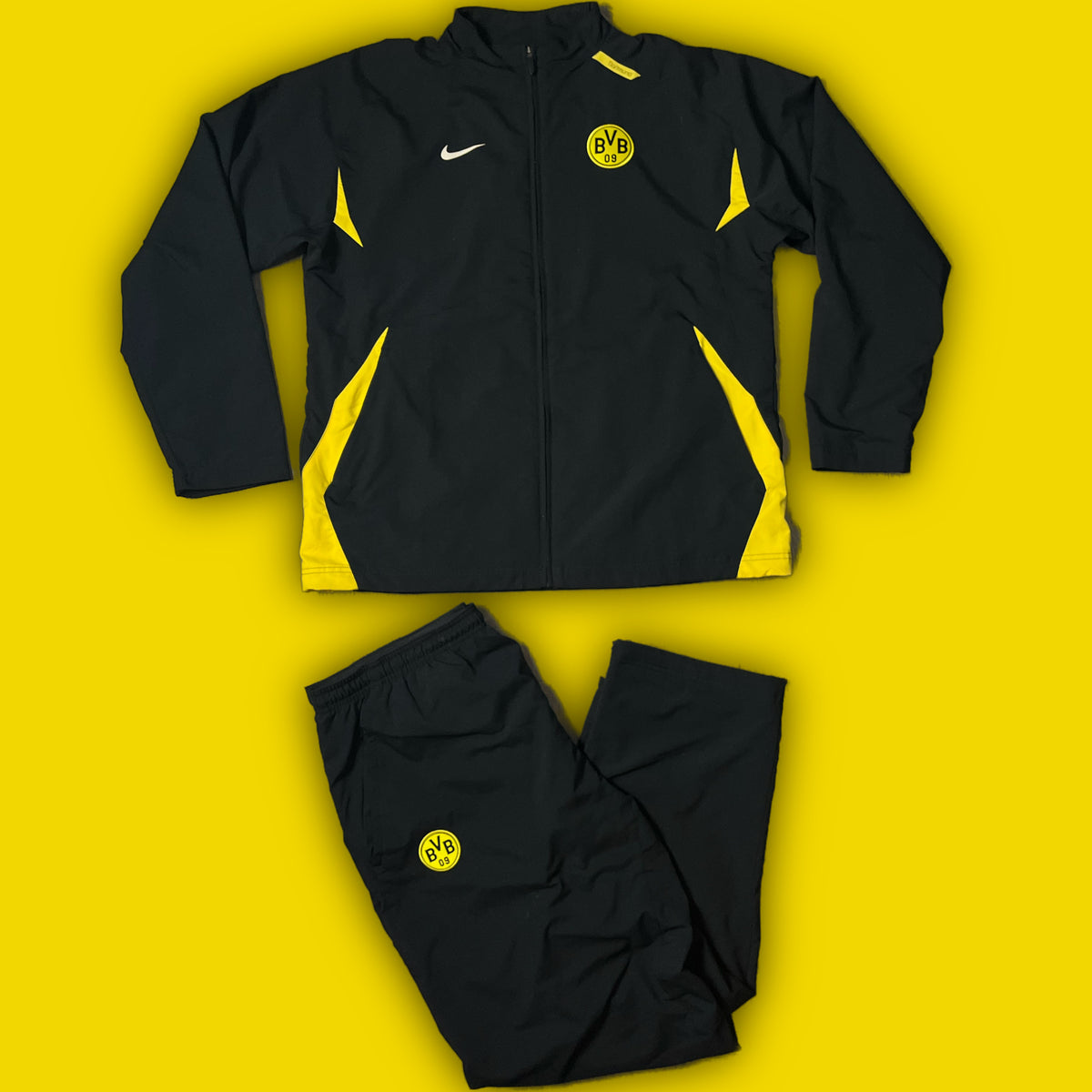 vintage Nike Borussia Dortmund tracksuit {XXL}