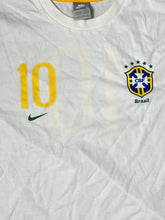 Lade das Bild in den Galerie-Viewer, vintage Nike BRASIL t-shirt {L}

