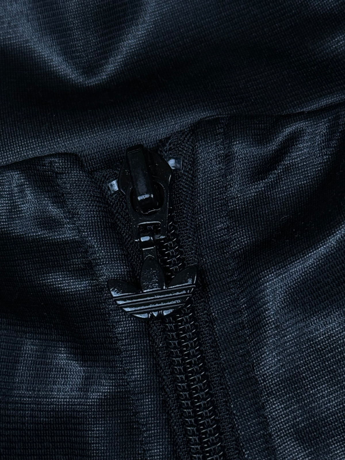 vintage Adidas trackjacket {XL}