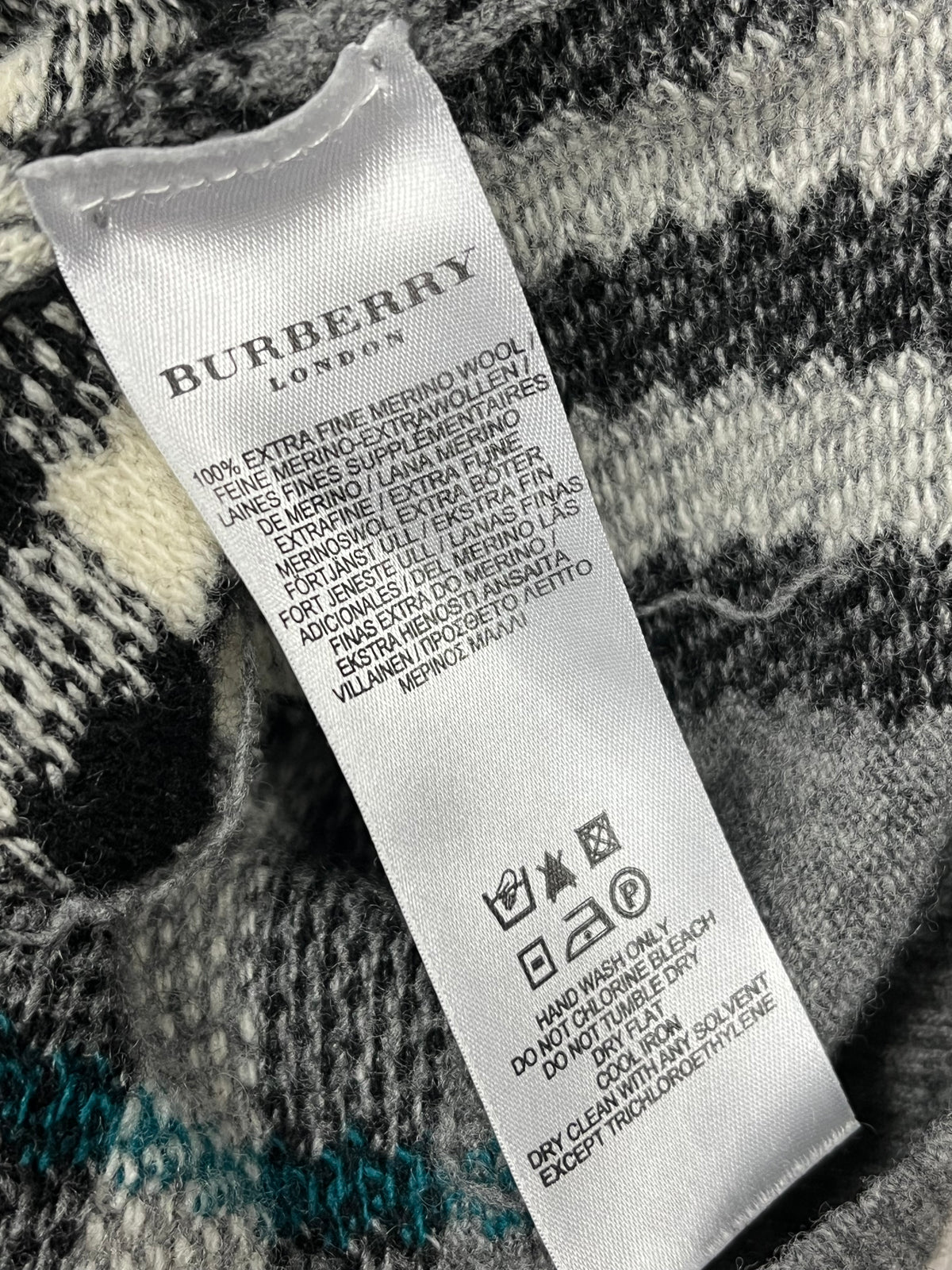 vintage Burberry vest {M}
