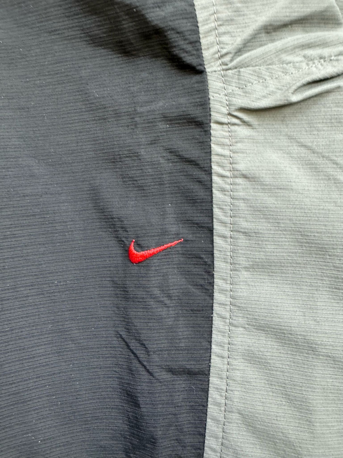 vintage Nike TN TUNED trackpants {S}
