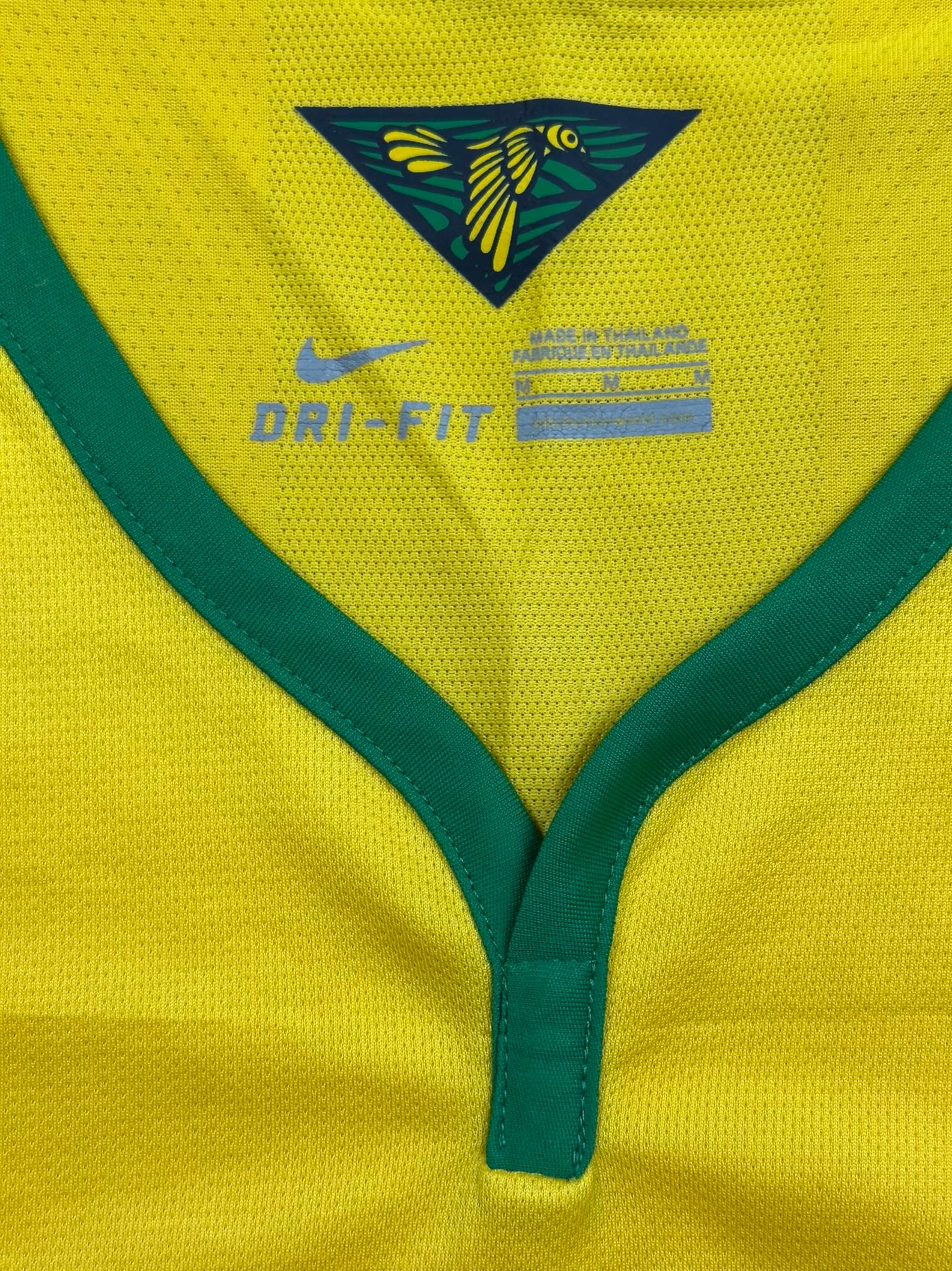 vintage Nike Brasil home jersey {M}