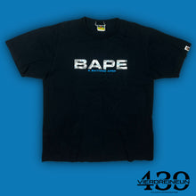 Cargar imagen en el visor de la galería, vintage BAPE a bathing ape t-shirt {XL}
