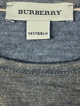 Carregar imagem no visualizador da galeria, vintage Burberry longsleeve {XS}
