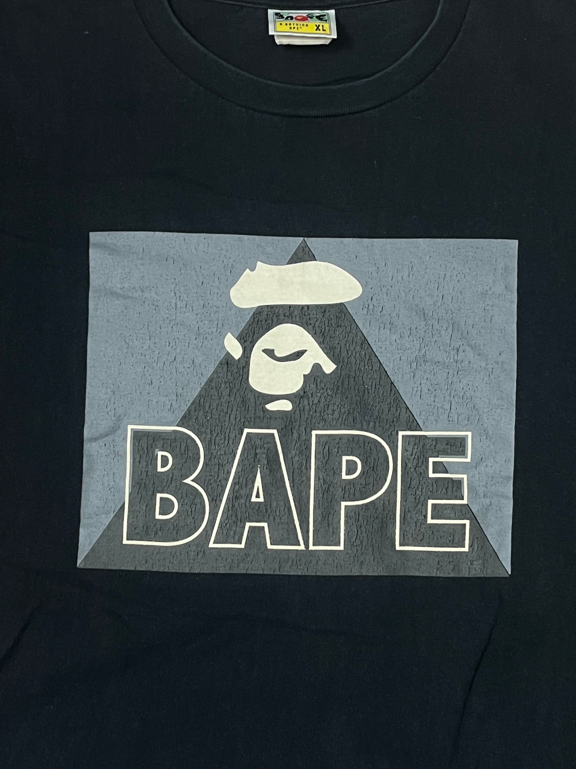 vintage BAPE a bathing ape t-shirt {XL}