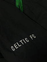 Load image into Gallery viewer, vintage Nike Fc Celtic windbreaker {L}
