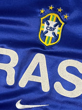 Carregar imagem no visualizador da galeria, vintage Nike BRASIL jersey {XL}
