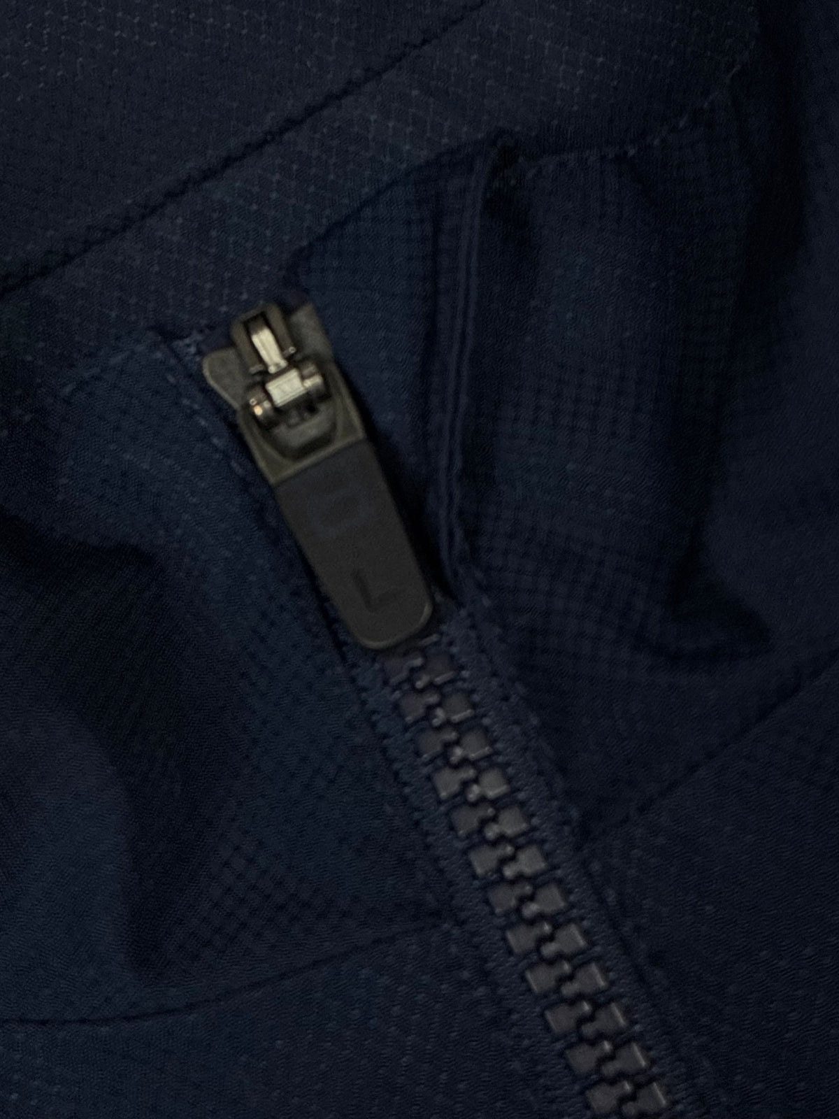 navyblue Lacoste windbreaker {S}