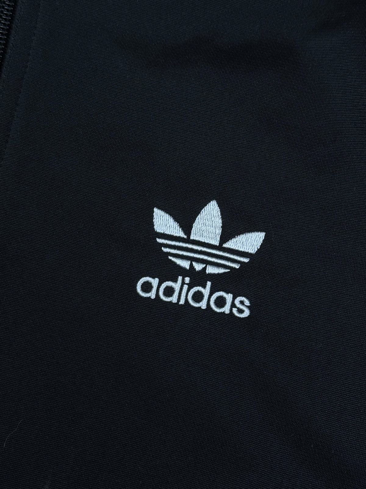 vintage Adidas trackjacket {XS}