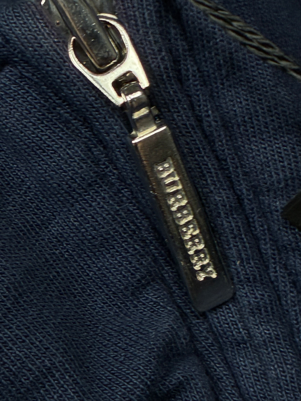 vintage Burberry sweatjacket {M}