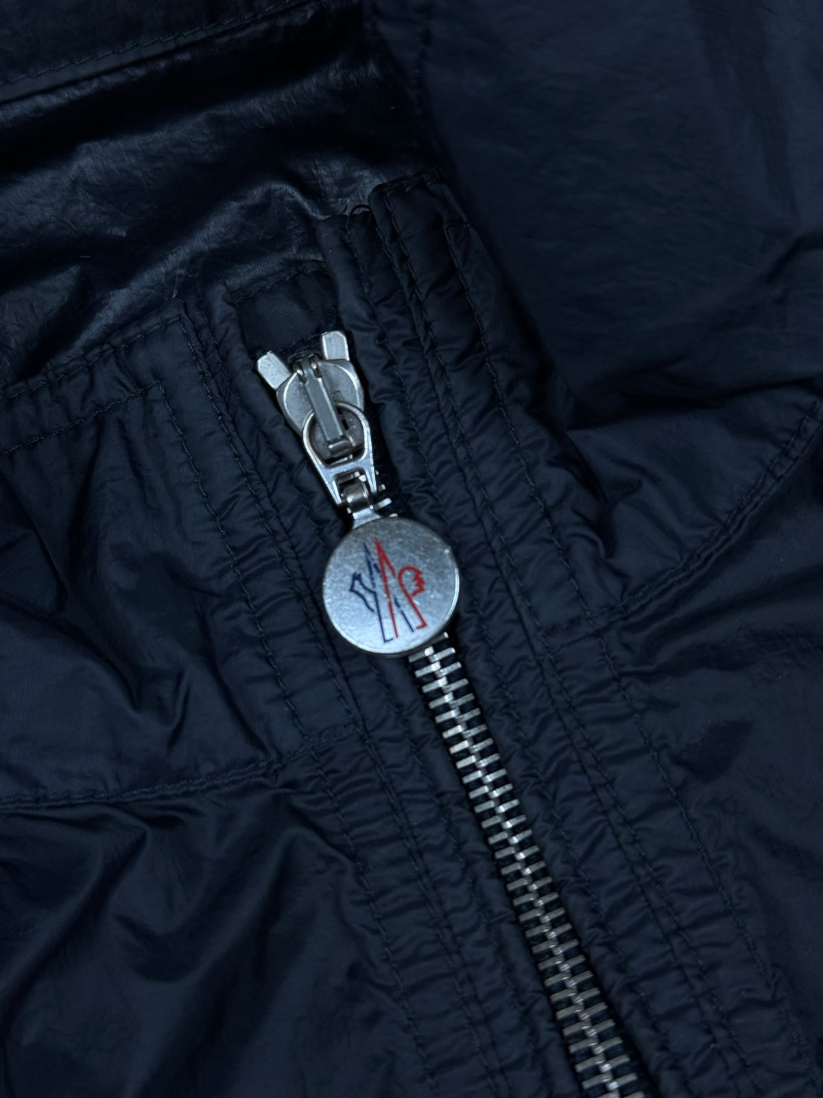 vintage Moncler windbreaker {S}