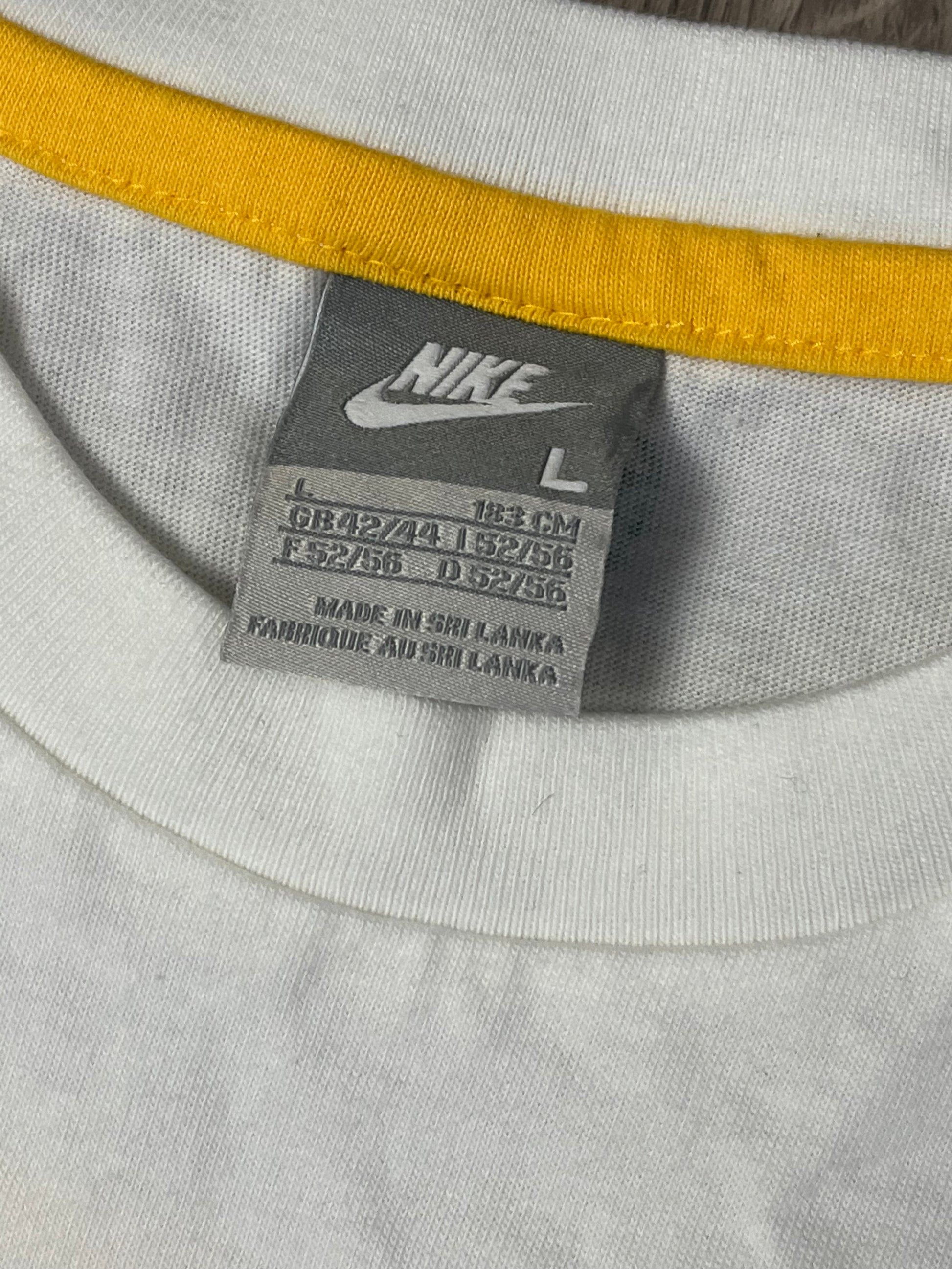 vintage Nike BRASIL t-shirt {L}