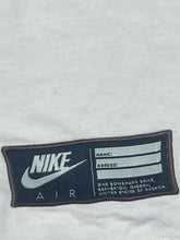 Cargar imagen en el visor de la galería, vintage Nike t-shirt {M}

