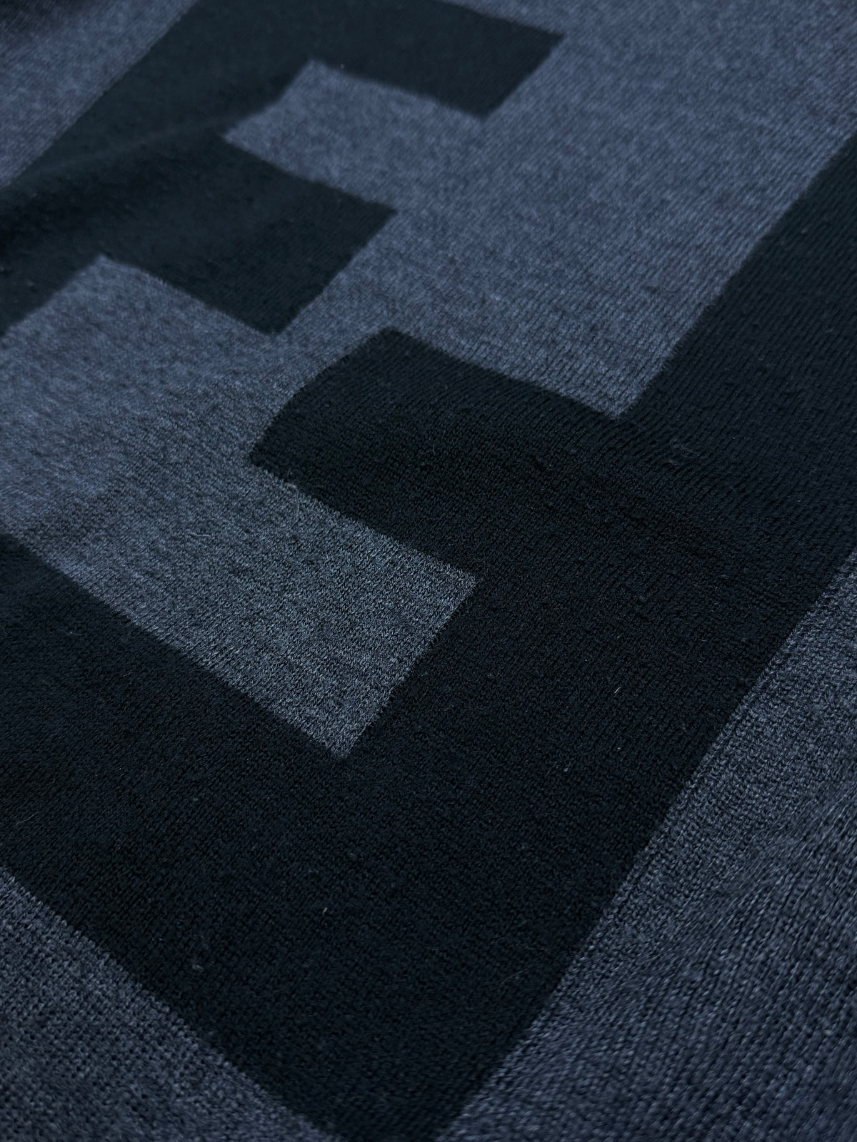 vintage Fendi knittedsweater {XL}