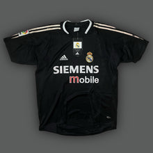 Carica l&#39;immagine nel visualizzatore di Gallery, vintage Adidas Real Madrid 2004-2005 away jersey DSWT {M,L}
