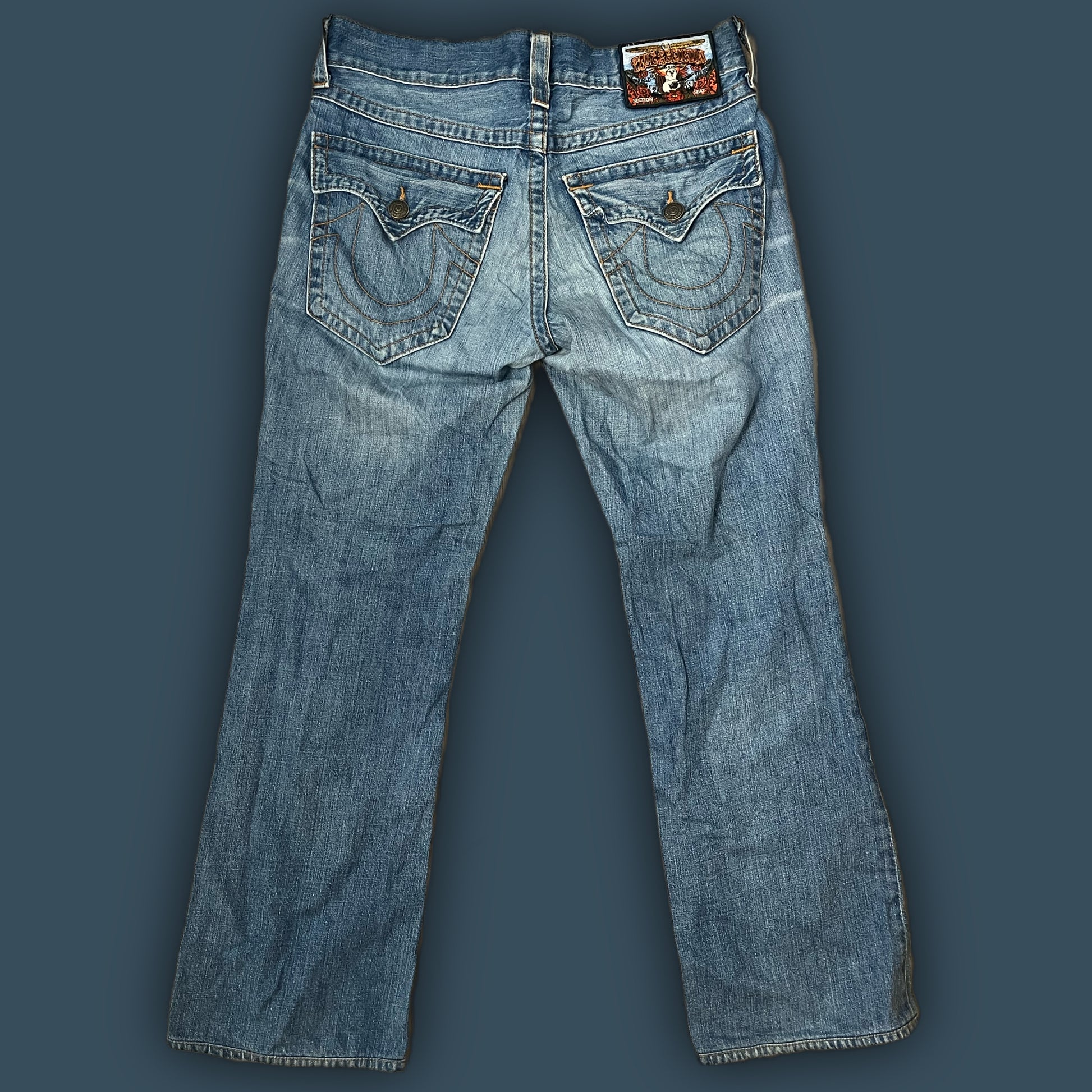 vintage True Religion jeans {M-L}