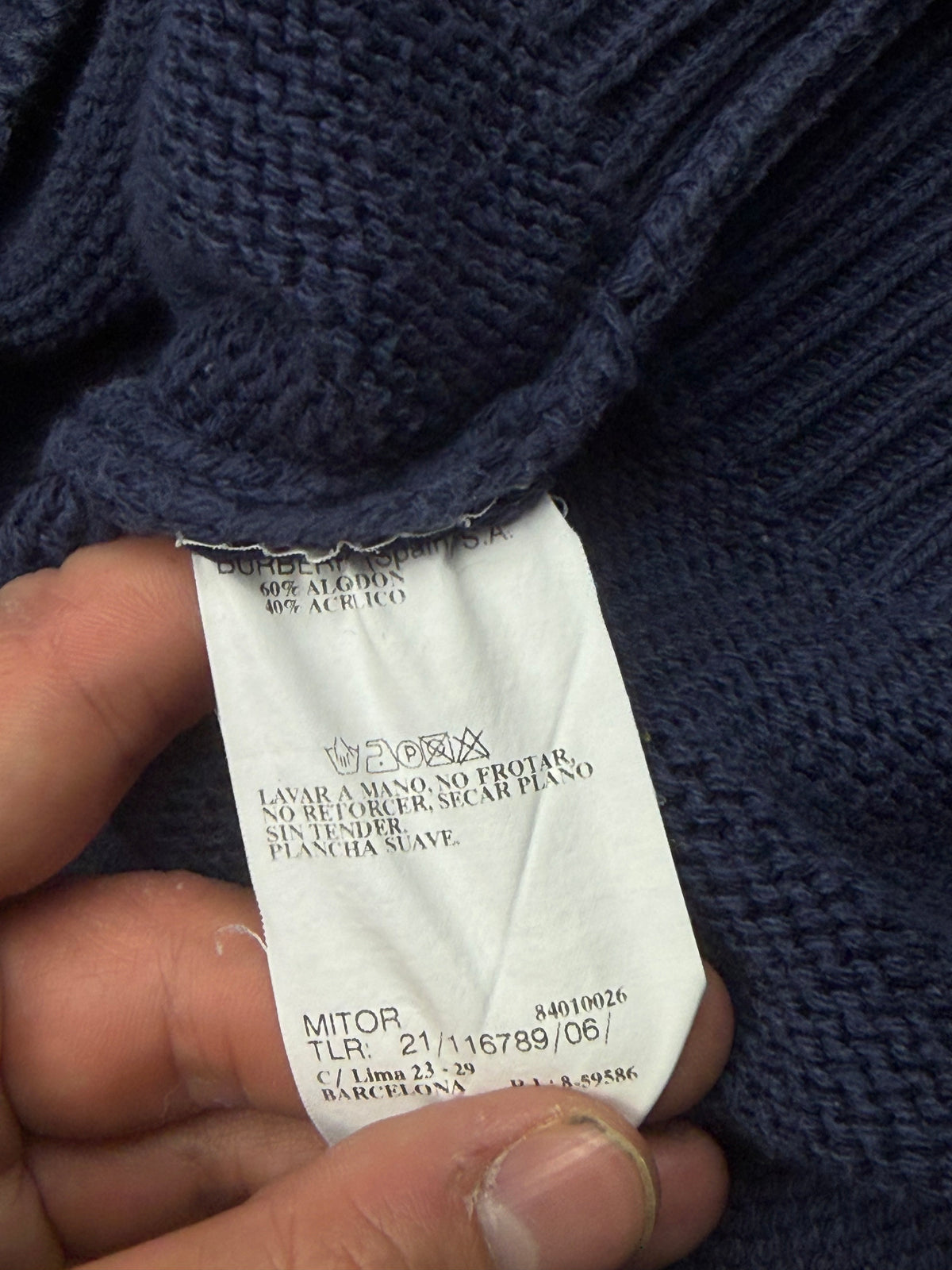 vintage Burberry knittedsweater {XL}