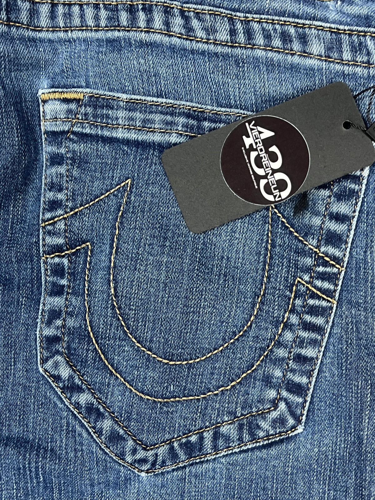 vintage True Religion jeans {M}