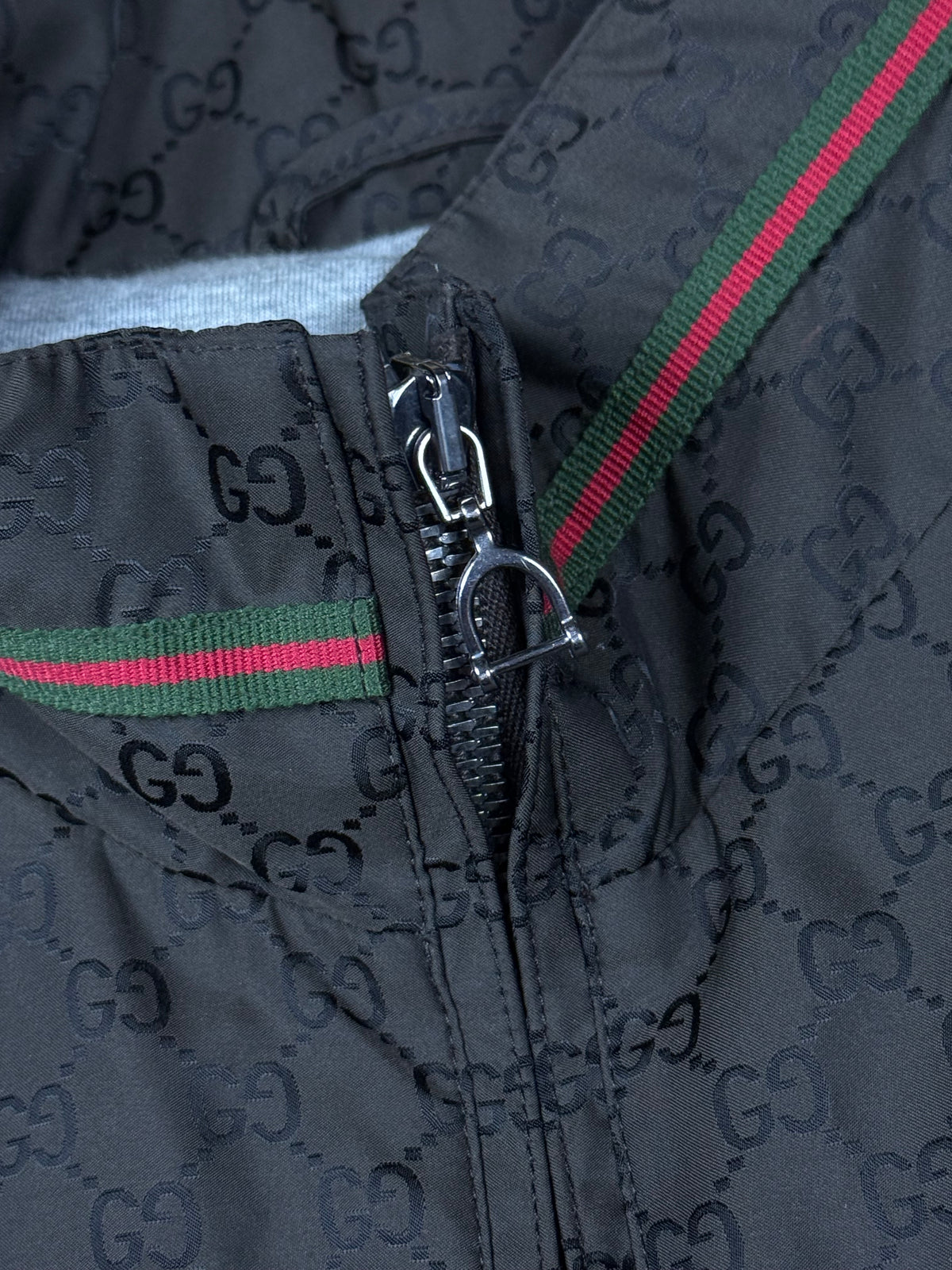 vintage Gucci monogram windbreaker {L}