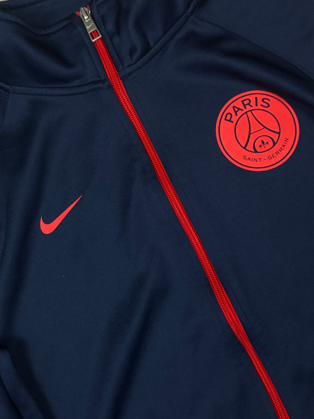 vintage Nike PSG Paris Saint Germain trackjacket {XL}