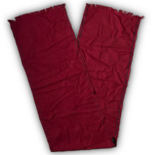 Lade das Bild in den Galerie-Viewer, vintage red Fendi scarf
