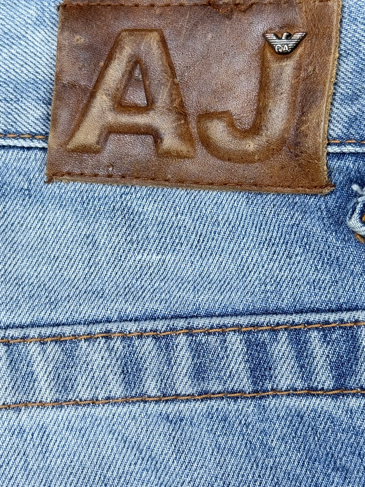vintage Armani jeans {S}