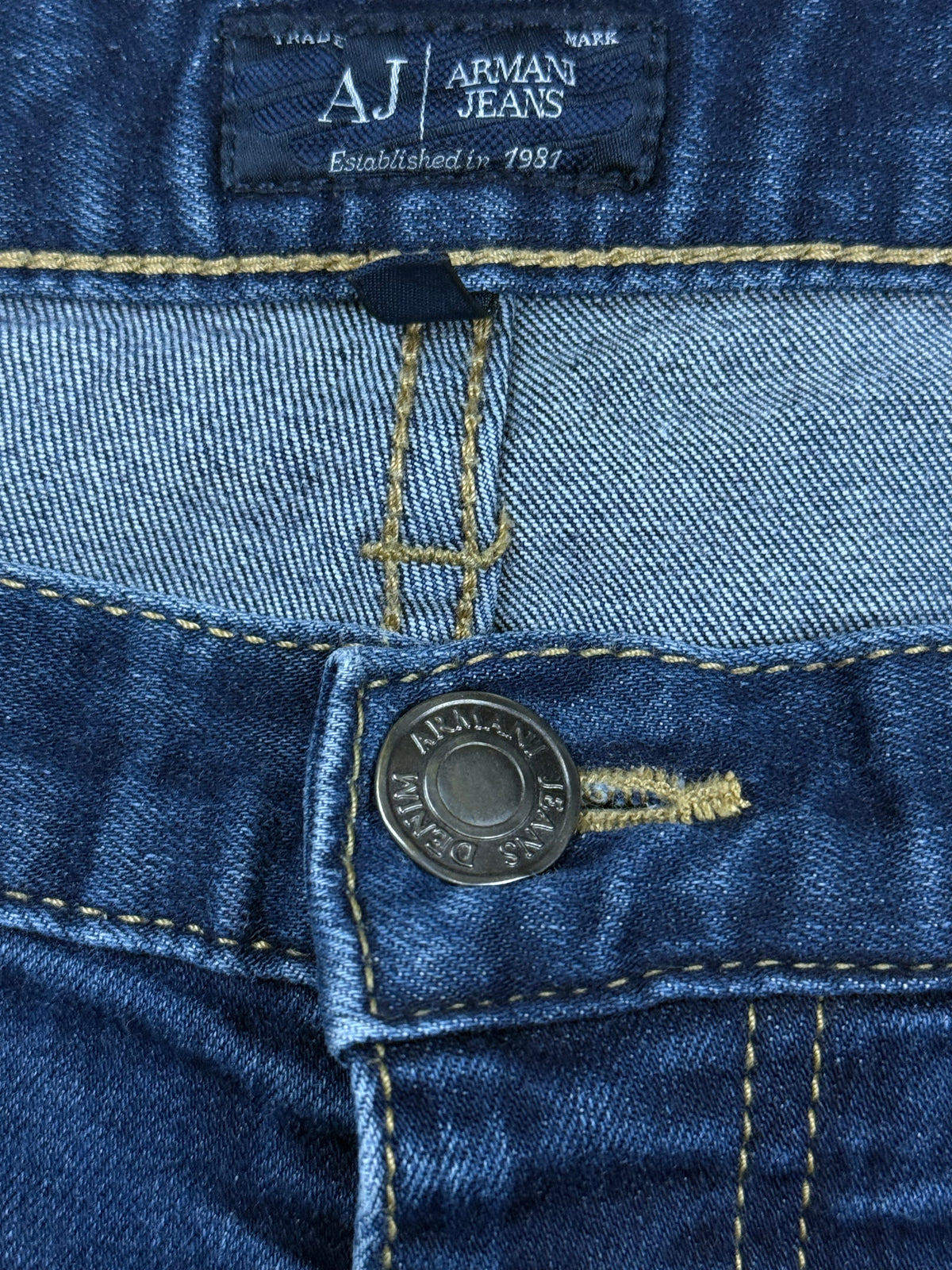 vintage Armani jeans {L}