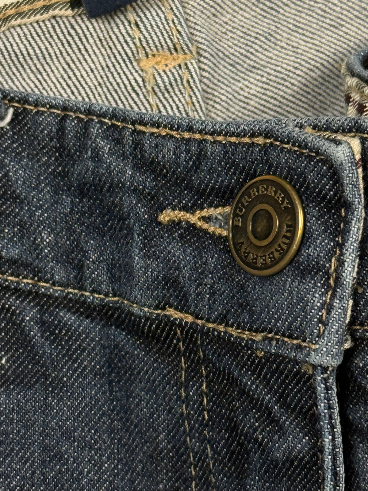 vintage Burberry jeans {S}