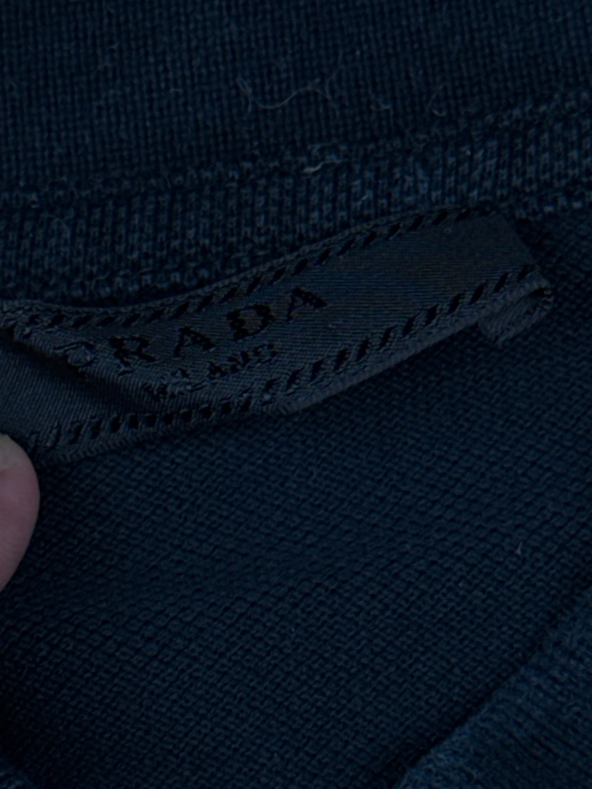 black Prada polo {XL}