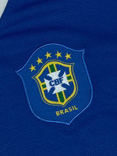 Carica l&#39;immagine nel visualizzatore di Gallery, vintage Nike Brasil 2006 away jersey {XS}
