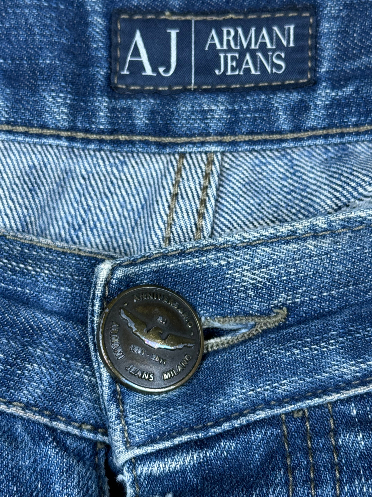 vintage Armani jeans {L}