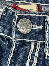 Lade das Bild in den Galerie-Viewer, vintage True Religion jeans {M}
