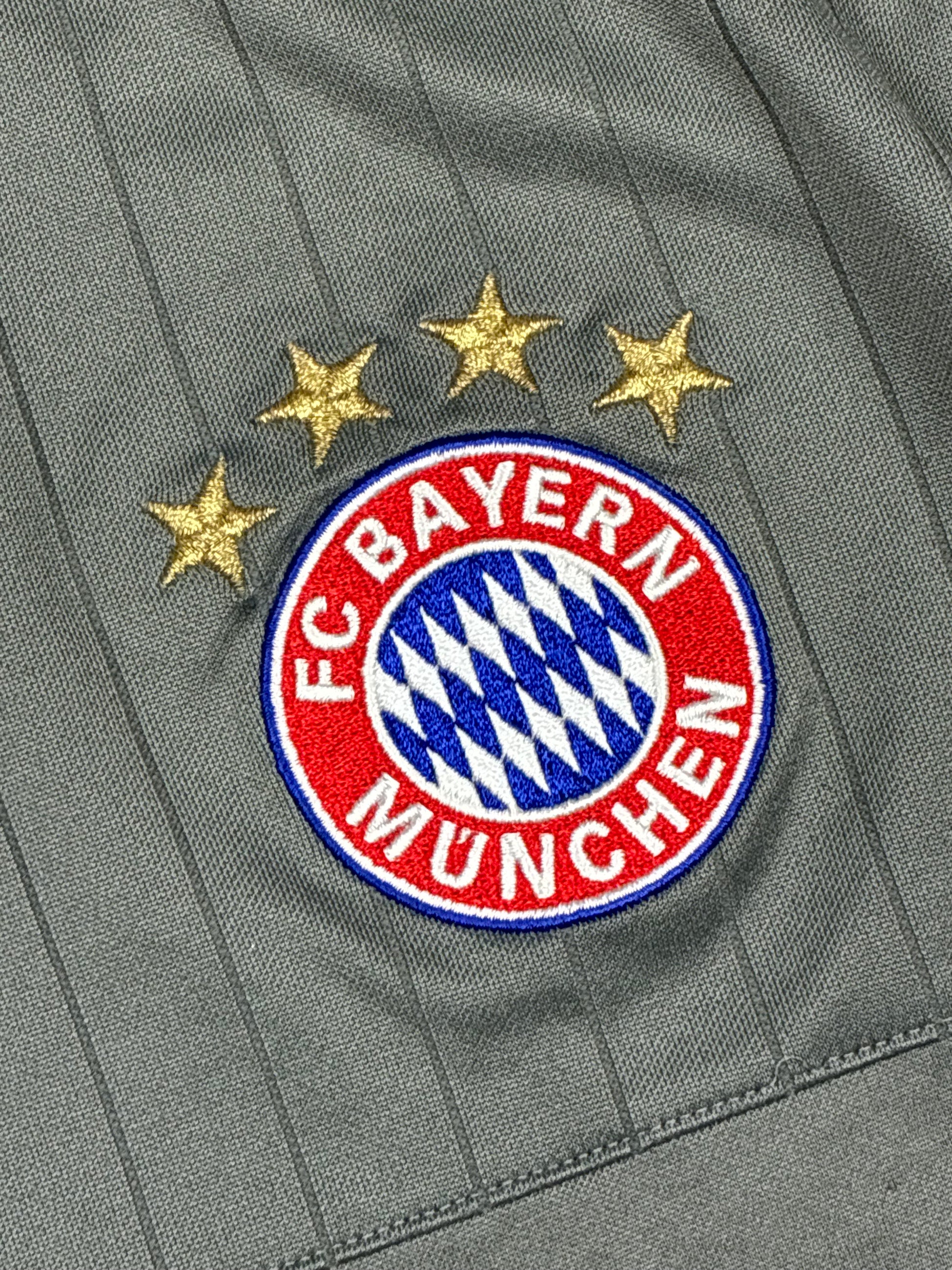 vintage Adidas Bayern Munich trainingjersey {S}